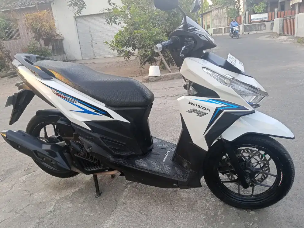 Vario 125 idling stop 2016