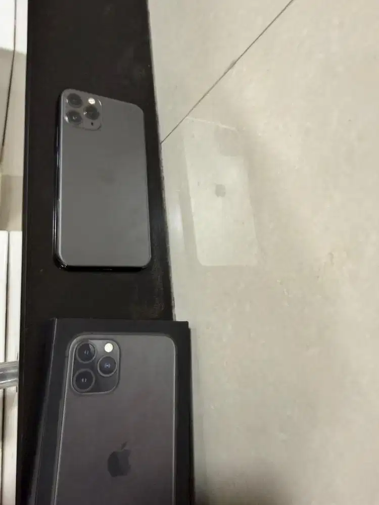 iphone 11 pro 256gb yes warna grey