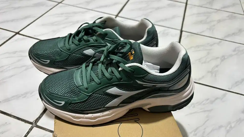 Sepatu Diadora Baru Pakai Sekali