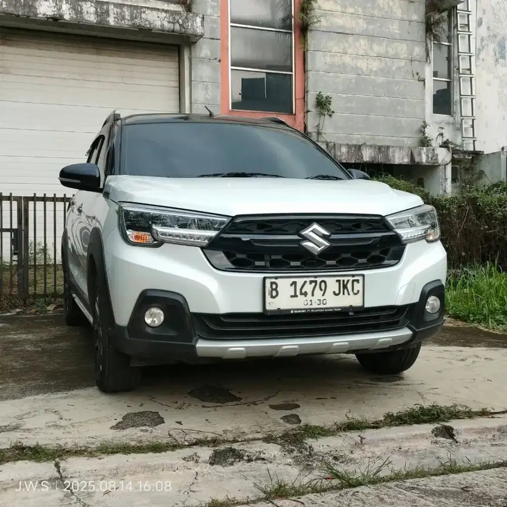 Suzuki XL7 ALPHA Manual Twotone