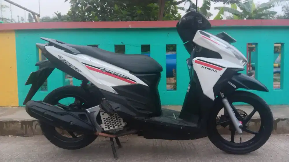 Vario 125 thn 2018