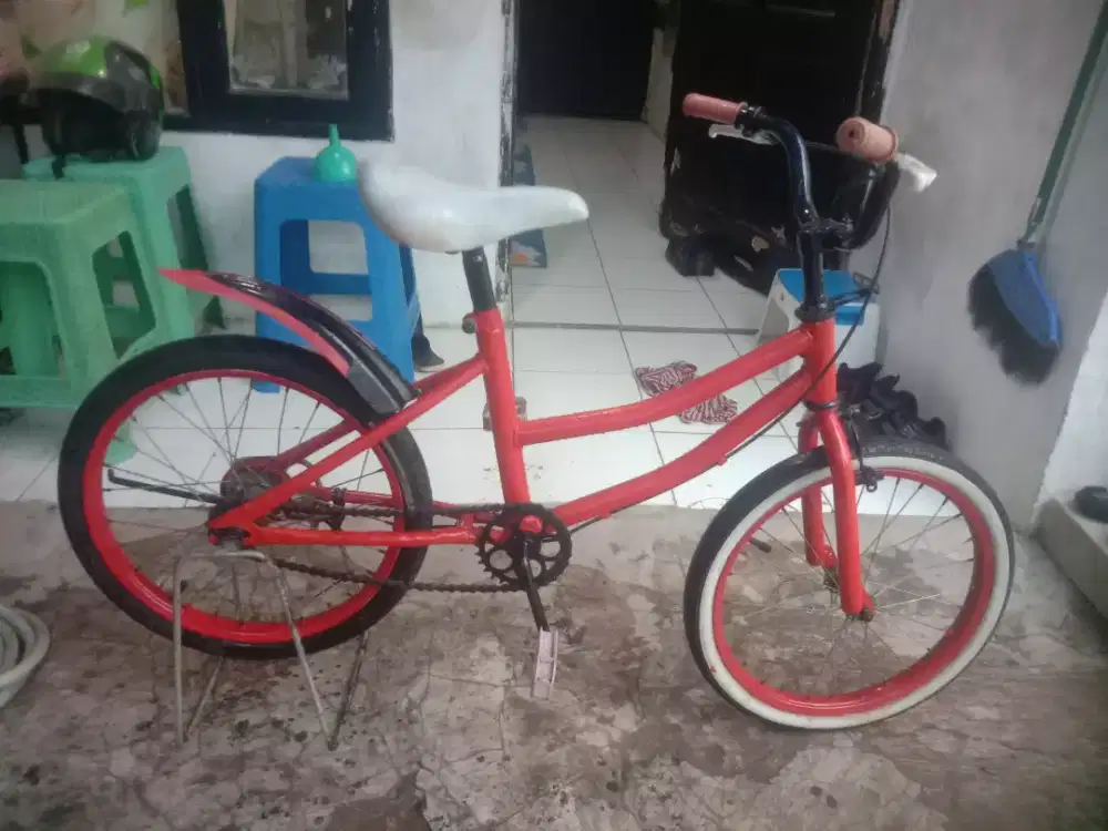 Sepeda Anak ukuran 18 inch.