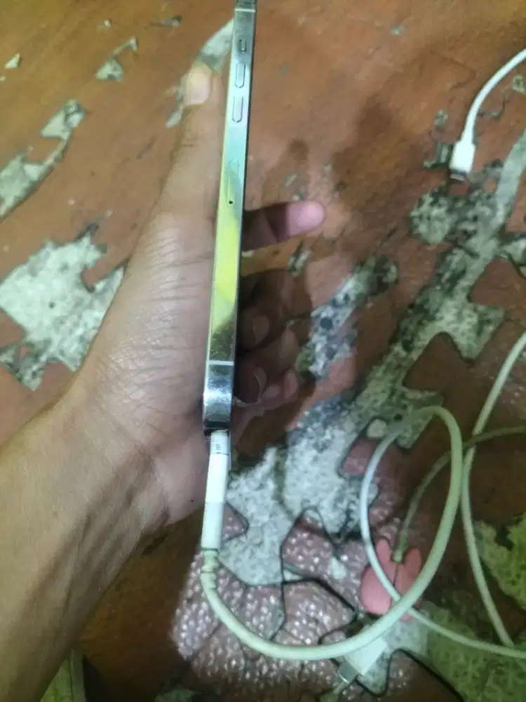 iPhone 12 Pro Max 128GB  Terkunci Pascode  Untuk Bagian