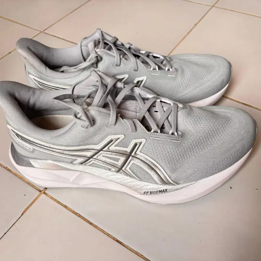 Asics Men Novablast 5 ATC
