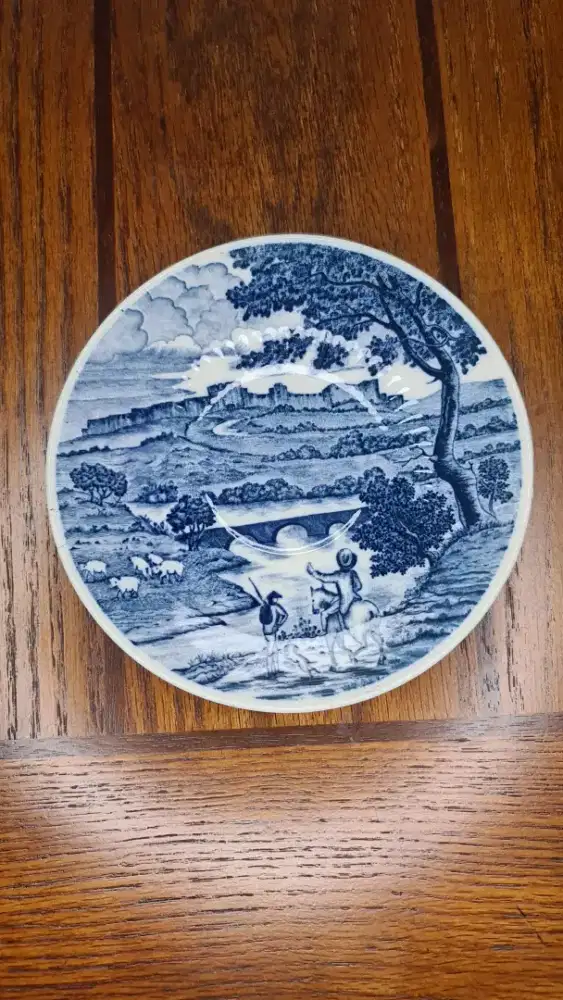 Piring Pajangan