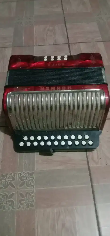 ALAT MUSIC ANTIK HOHNER ERICA TWO ROW DIANOTIC ACCORDION