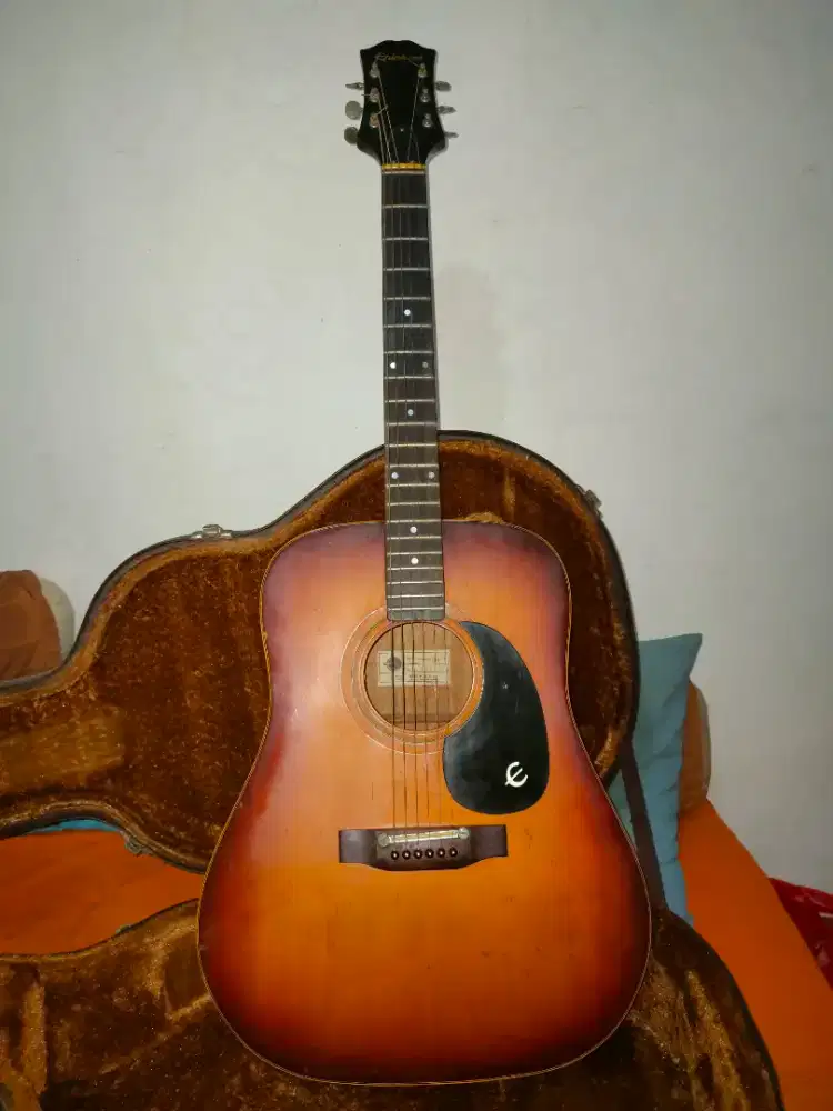 Dijual Gitar Akustik Epiphone FT-145SB Texan Made in Japan