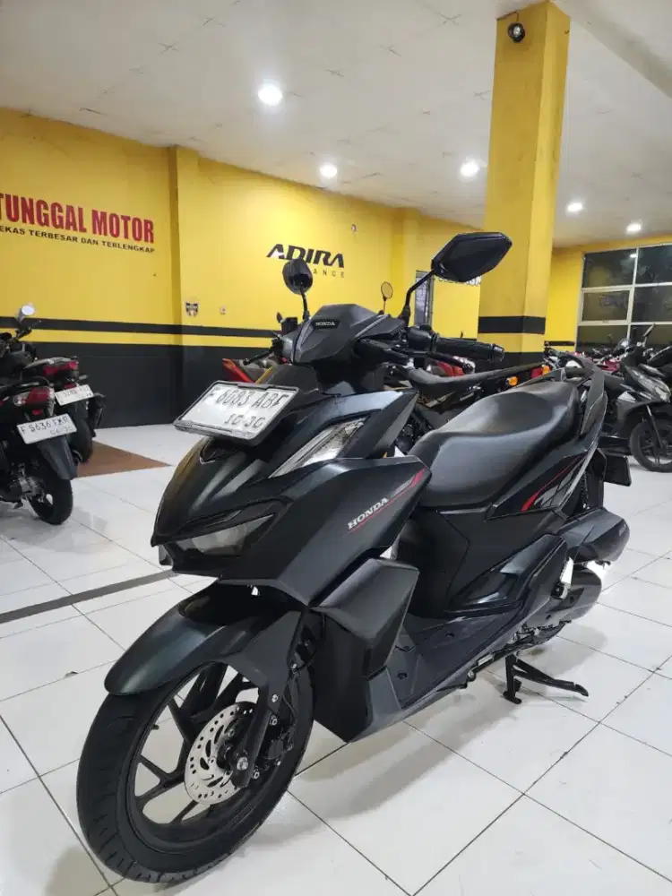 HONDA VARIO 160 CBS KM LOW KONDISI MULUS SIAP PAKAI BANGET