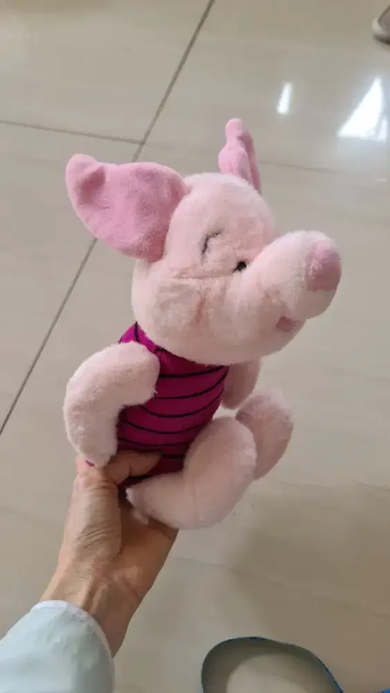 BONEKA piglet disney asli