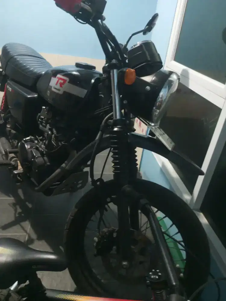 Kawasaki W175 tahun 2025