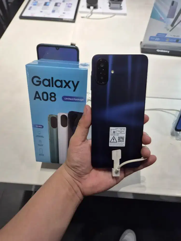 Garansi Resmi SAMSUNG A08 4/128GB