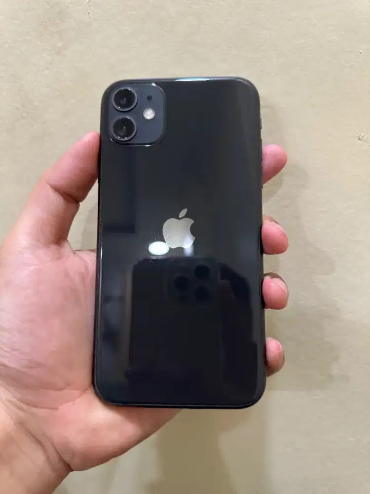iPhone 11 128 Gb Fullset Mulus No Minus Bh 93%