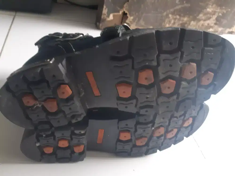 Sepatu harley ori no 41
