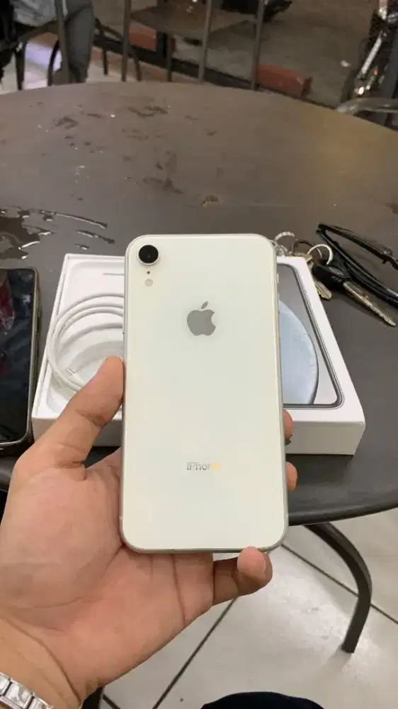 iphone xr 128 inter