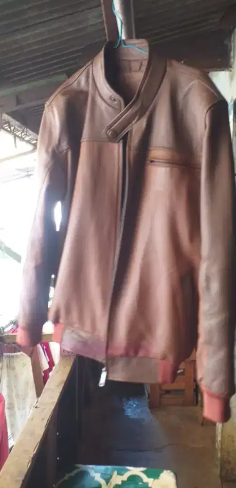 BU jaket kulit asli original kulit rusa bole nego tipis