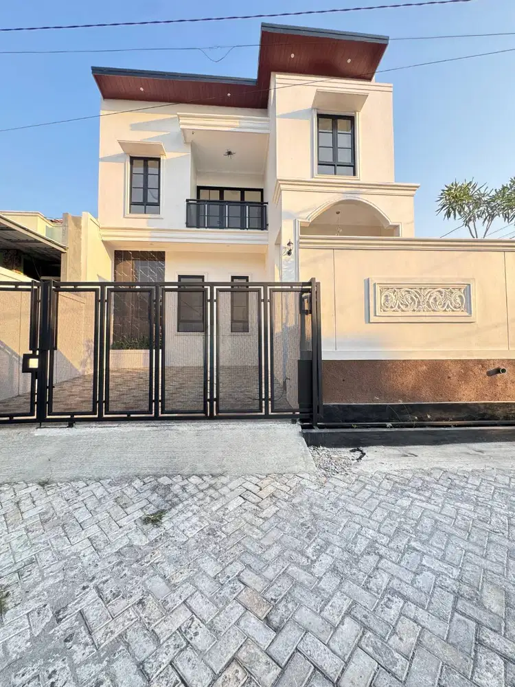 Dijual Rumah Hook dekat islamic center Manyaran Semarang