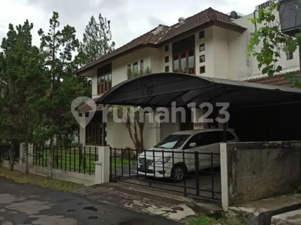 Dijual Murah Rumah Full Furnished Hook Siap Huni Kembar Regol
