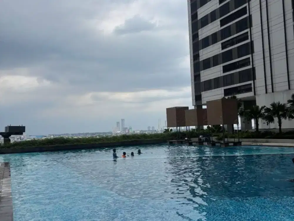 Apartement Collins hadap Kolam Renang, Serpong Tangerang