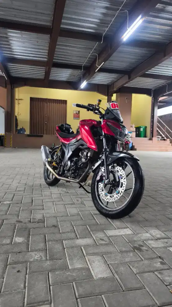 Suzuki GSX S-150 Part Hedon