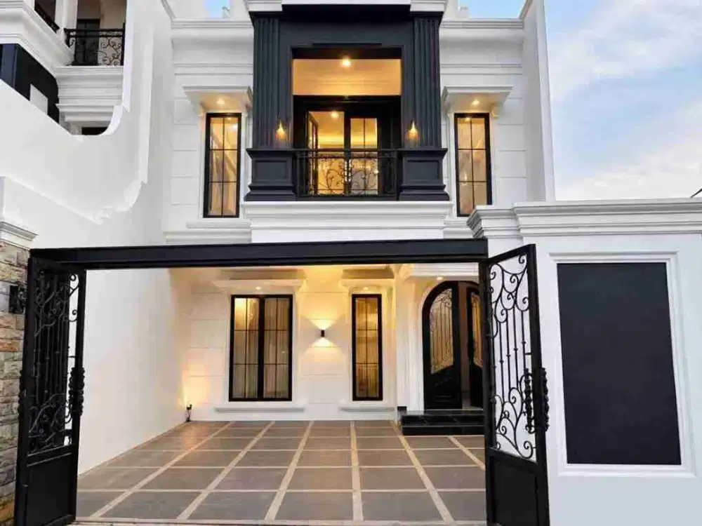Rumah Rooftop dekat exit toll Andaradi Jagakarsa Jakarta selatan siap huni