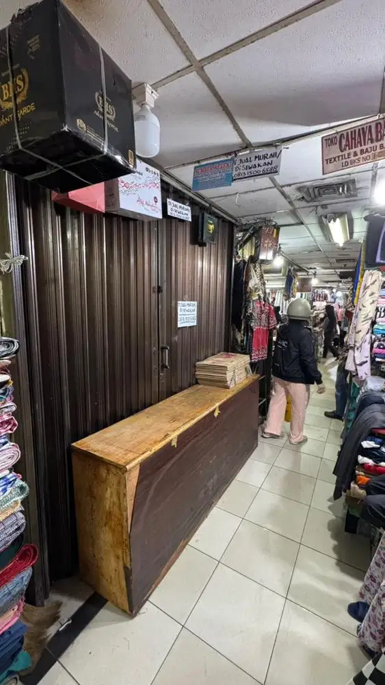 Disewakan atau diJUAL MURAH TOKO mester jatinegara