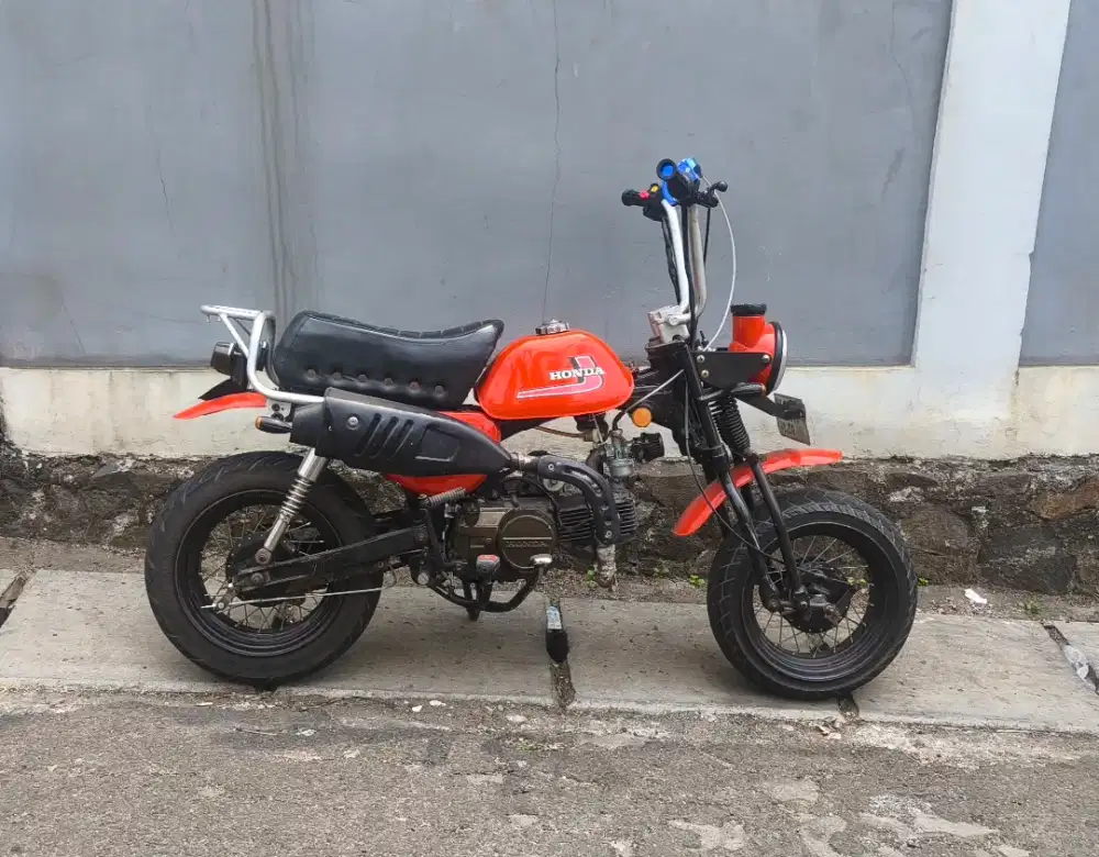 Honda Monkey Custom