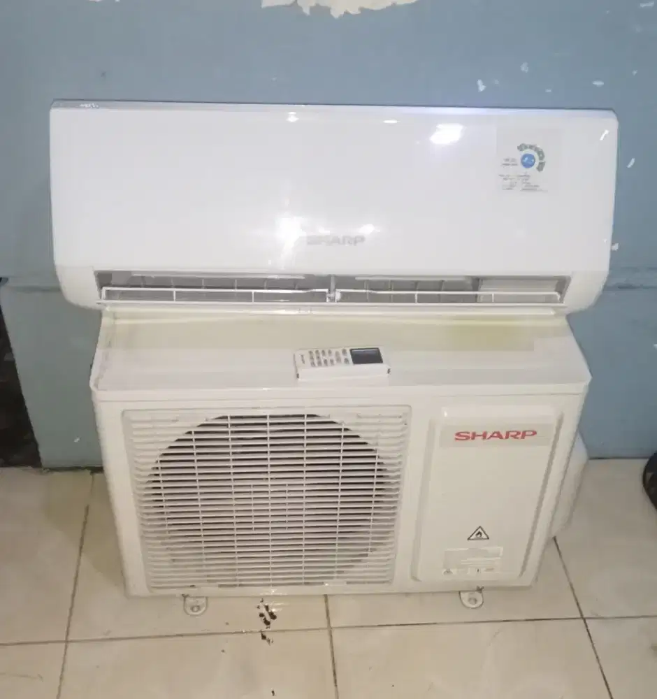 ac Sharp 1/2 PK siap pasang bergaransi