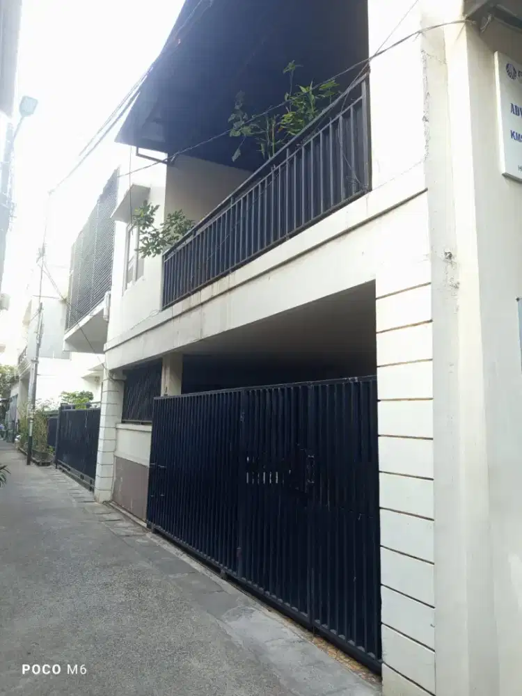 Rumah Sunter Agung Utara Jakarta Utara