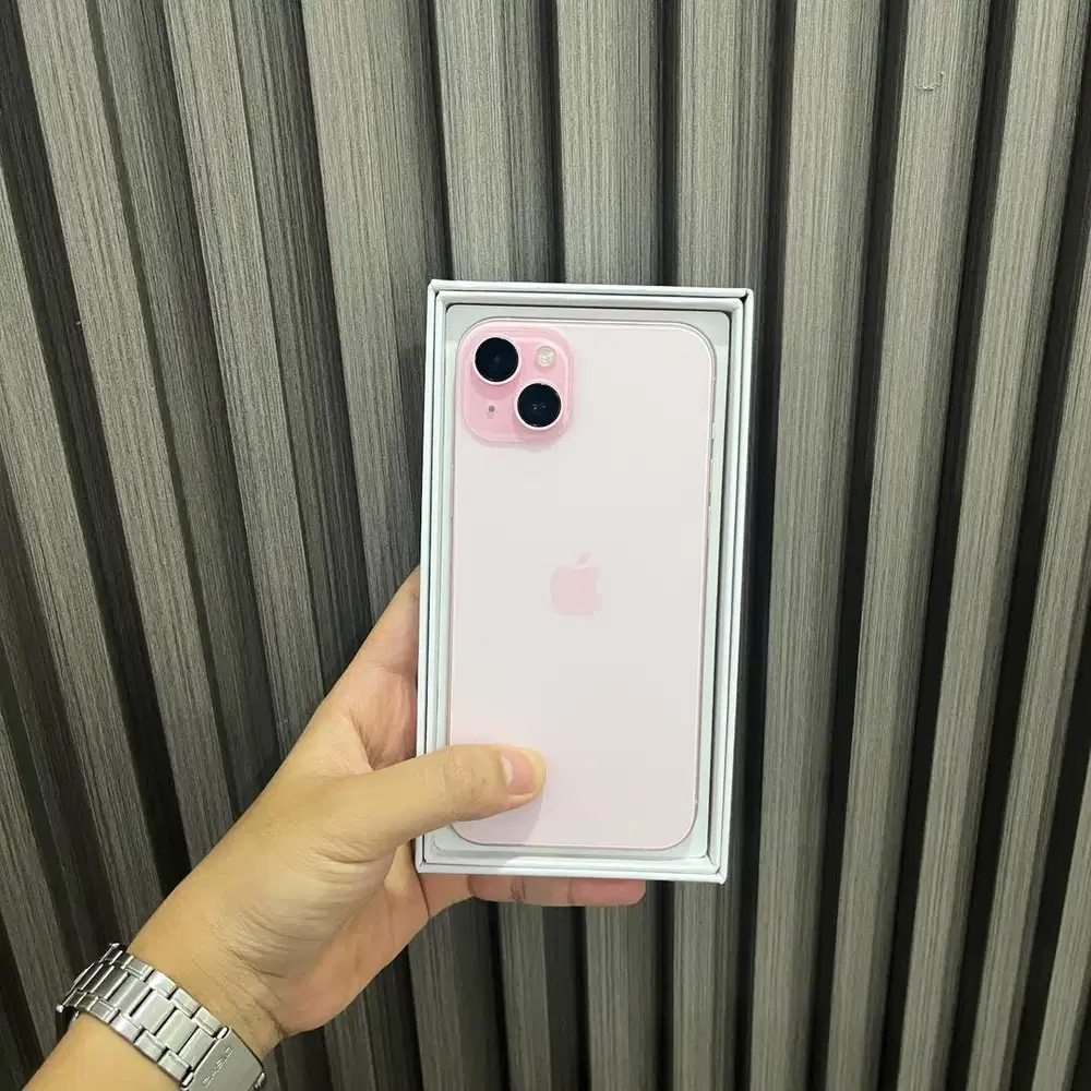 iPhone 15 Plus 128gb pink