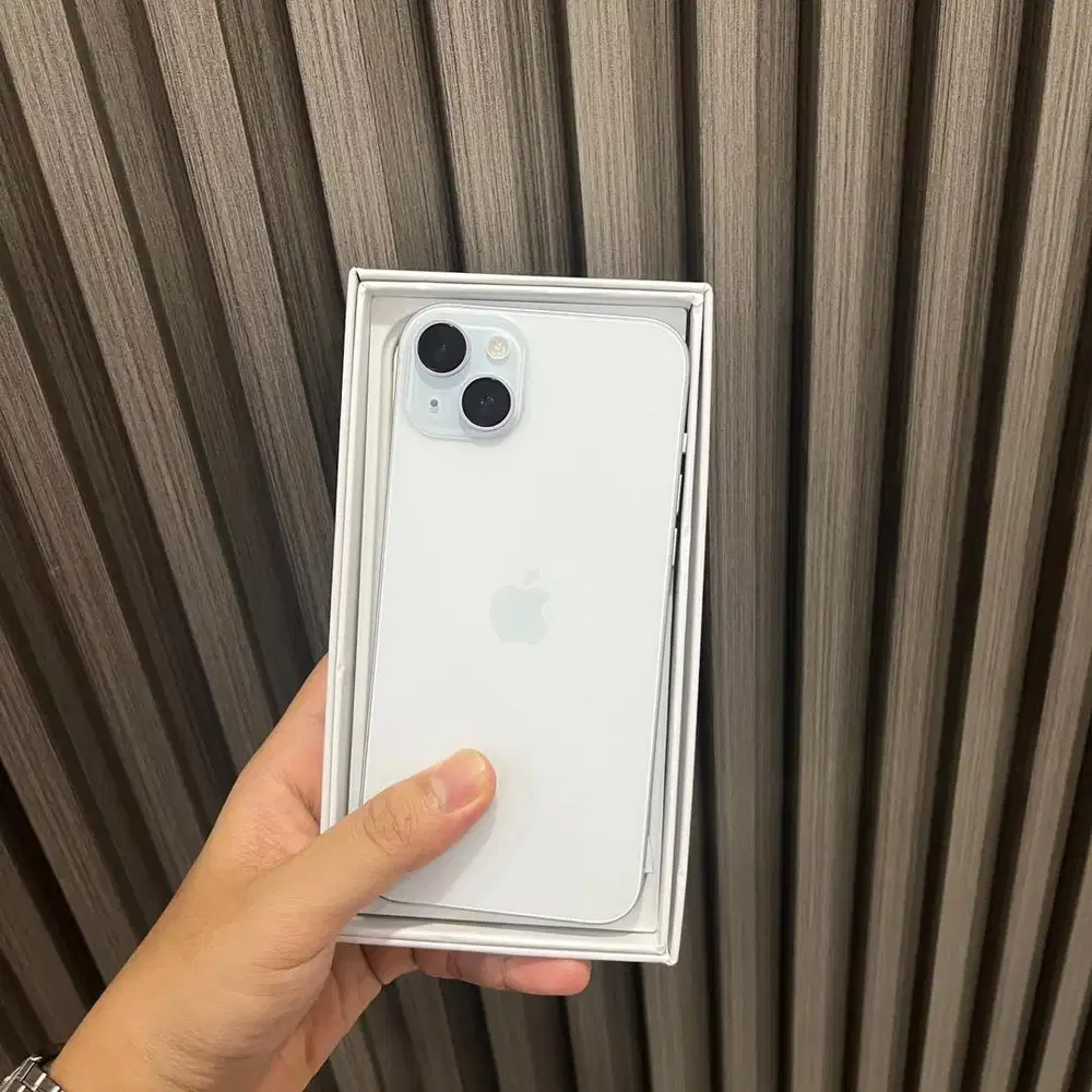 iPhone 15 Plus 128gb blue