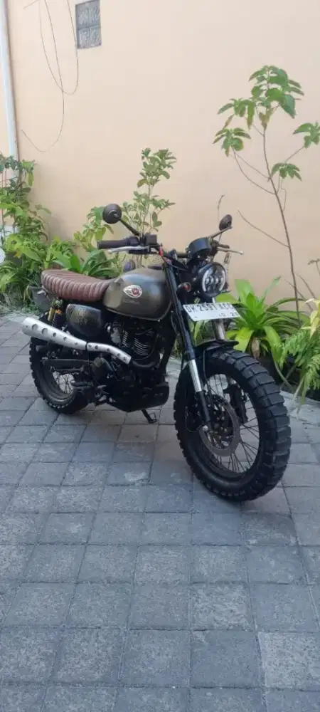 Kawasaki W175 Scrambler