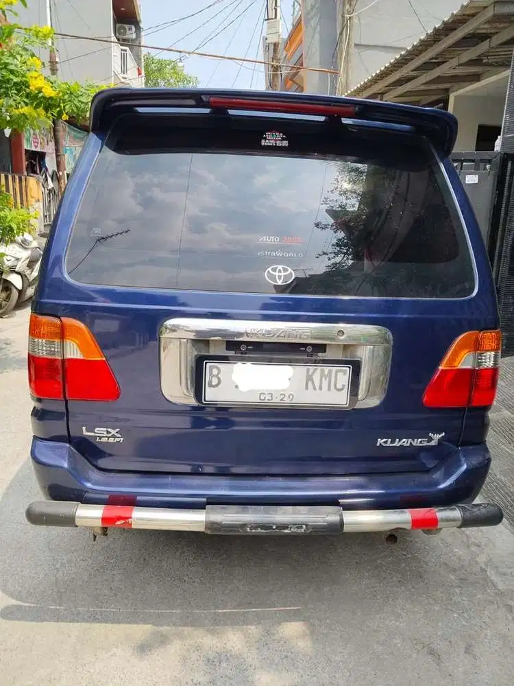 Toyota Kijang 2004 Bensin