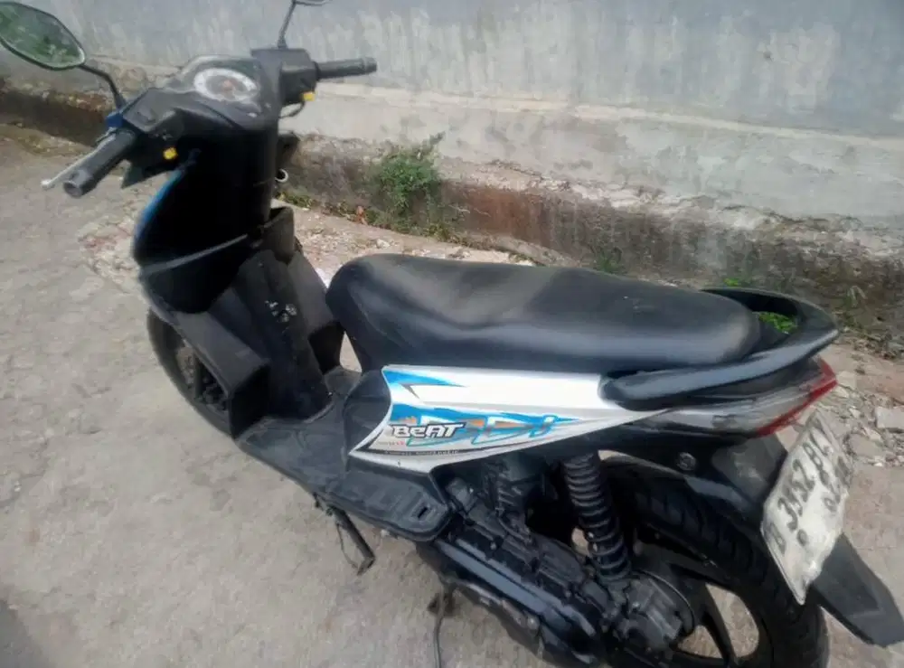 Dijual Motor Honda Beat th 2012