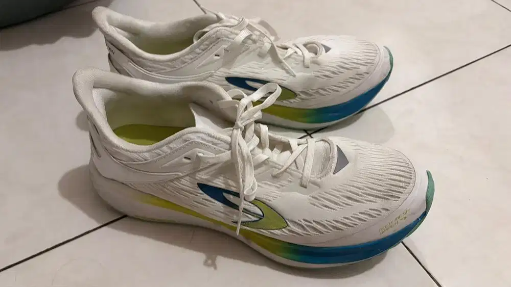 PL Sepatu 910 Kanzaki Running (Nego Tipis)