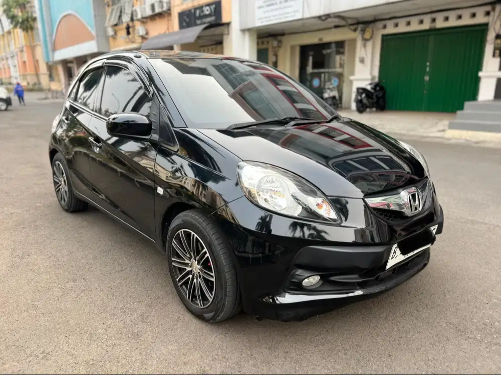 TDP 8 JUTA! Honda BRIO 1.2 E AT 2014
