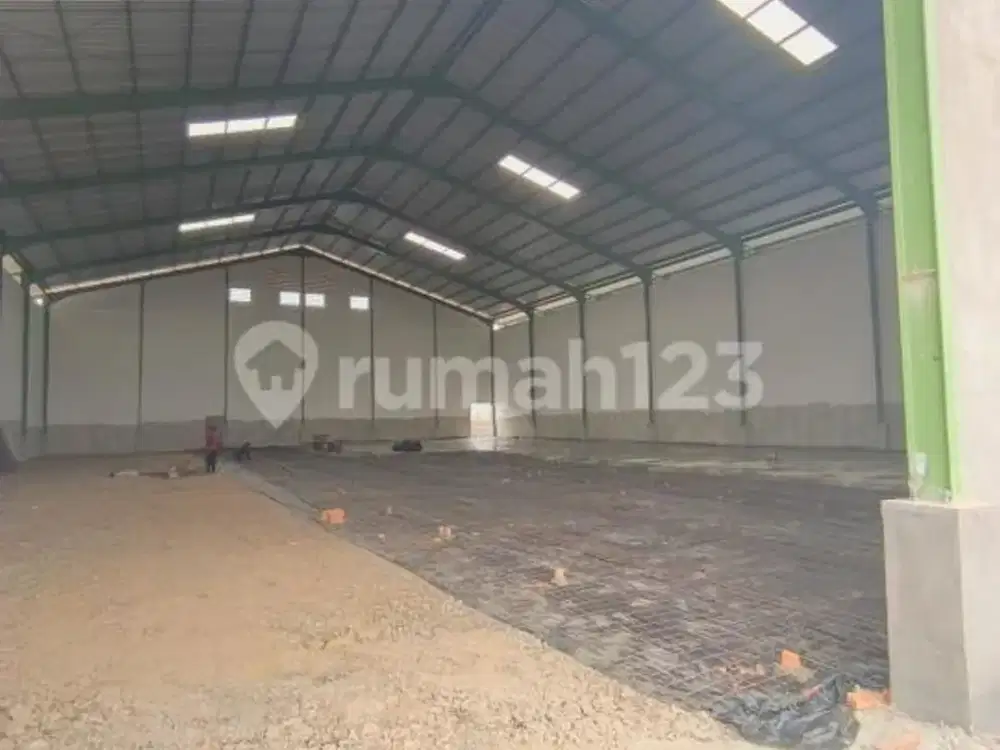 Gudang Baru Daerah Industri Bayur Tangerang Kota Siap Huni