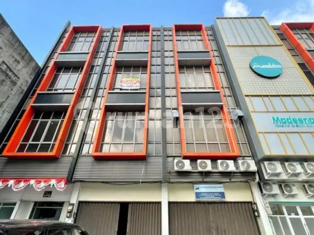 Ruko Strategis 4 LT Depan Mall Arion Sebelah Starbucks Rawamangun