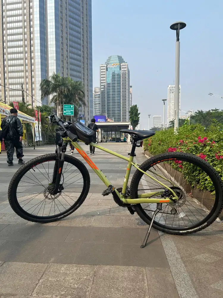 JUAL CEPAT SEPEDA POLYGON HYBRID