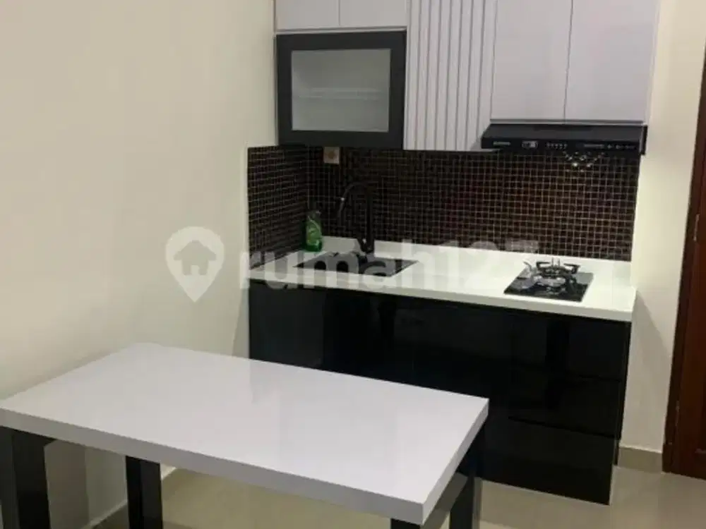 Dijusl, Medit 1 Furnish Baru 2 Kmr Lantai Rendah View Pool (Baru Renovasi)