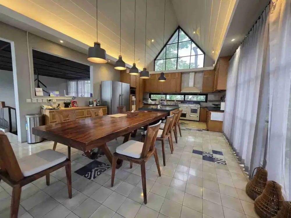 Dijual Rumah Full Furnished Cluster Aristoteles Gading Serpong Tangerang