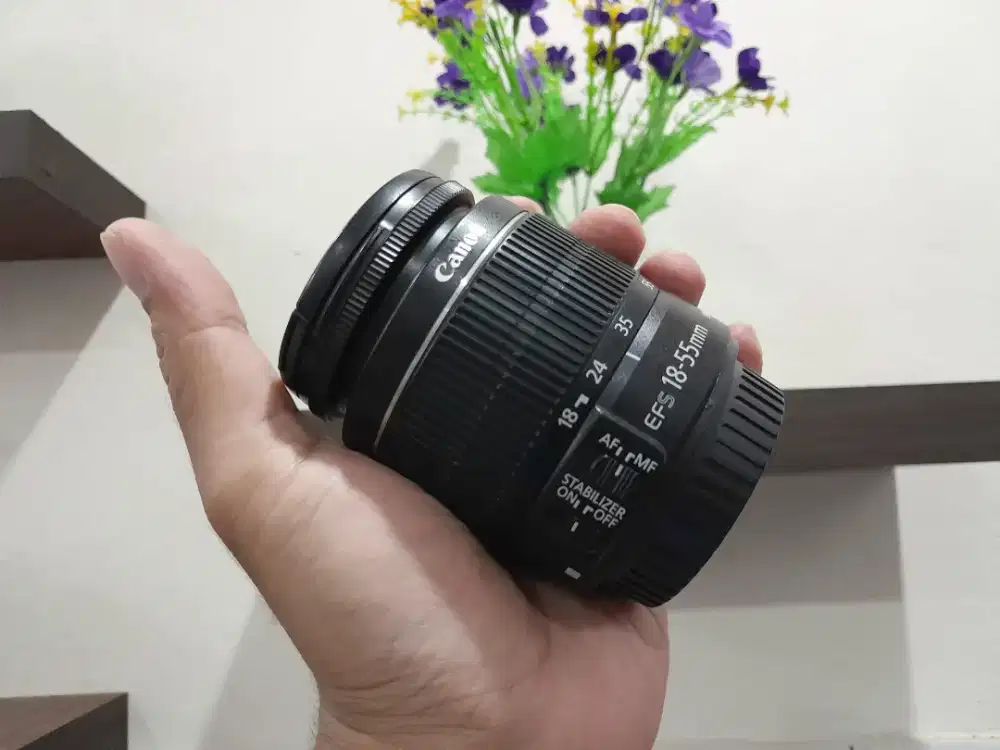 Lensa kamera Canon 18-55mm is II