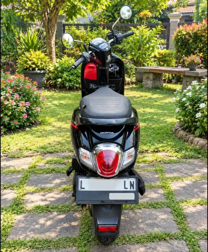 Jual scoopy pemilik tangan 1