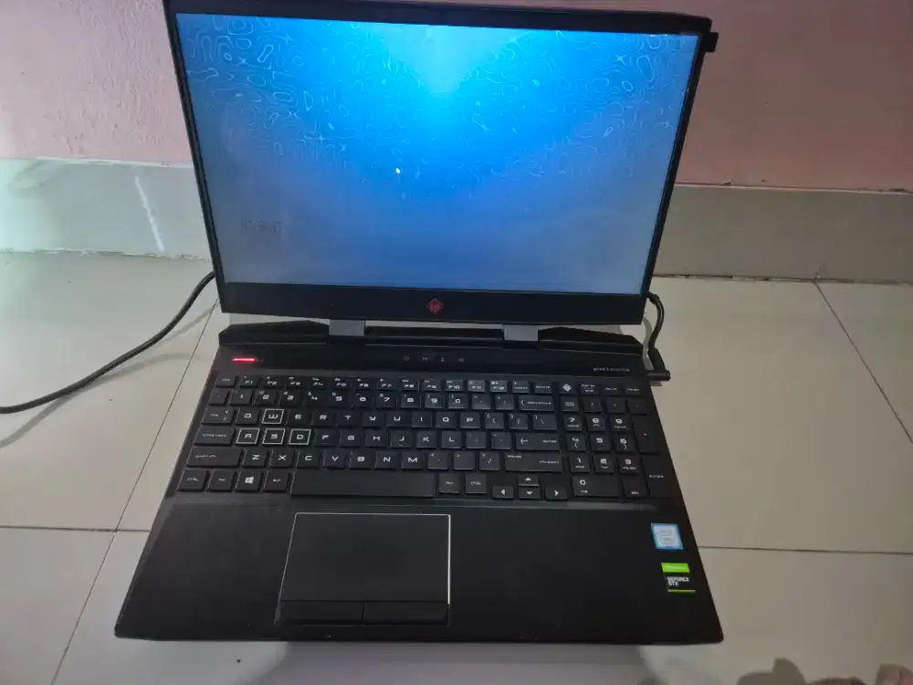 Laptop omen 15 memori 16gb storage 1,250 Tb