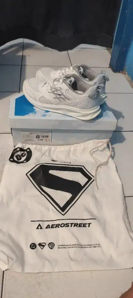 Aero street kolaborasi Superman