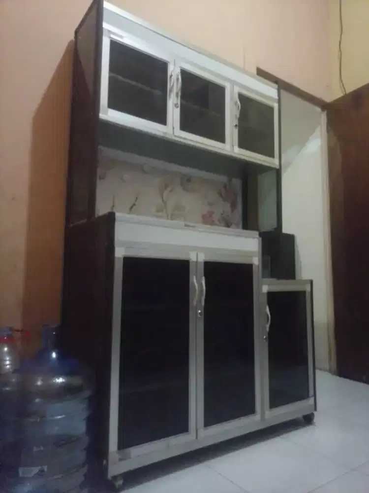 Rak piring beroda