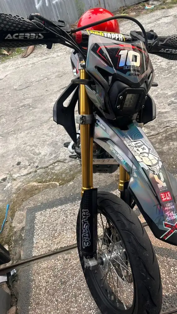 CRF 150 supermoto