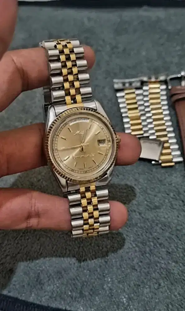 Mido Commander President DateJust