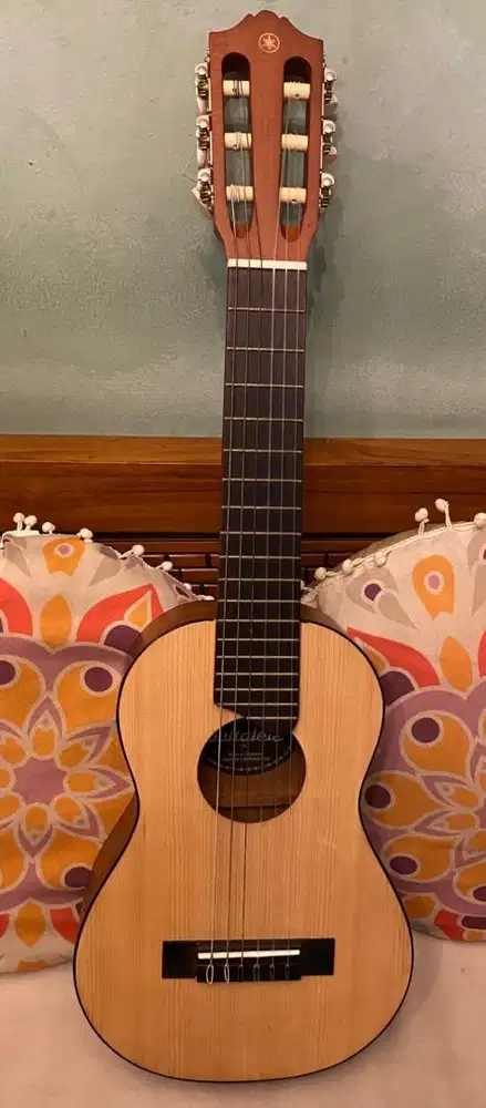 Guitalele Yamaha GL 1 Original