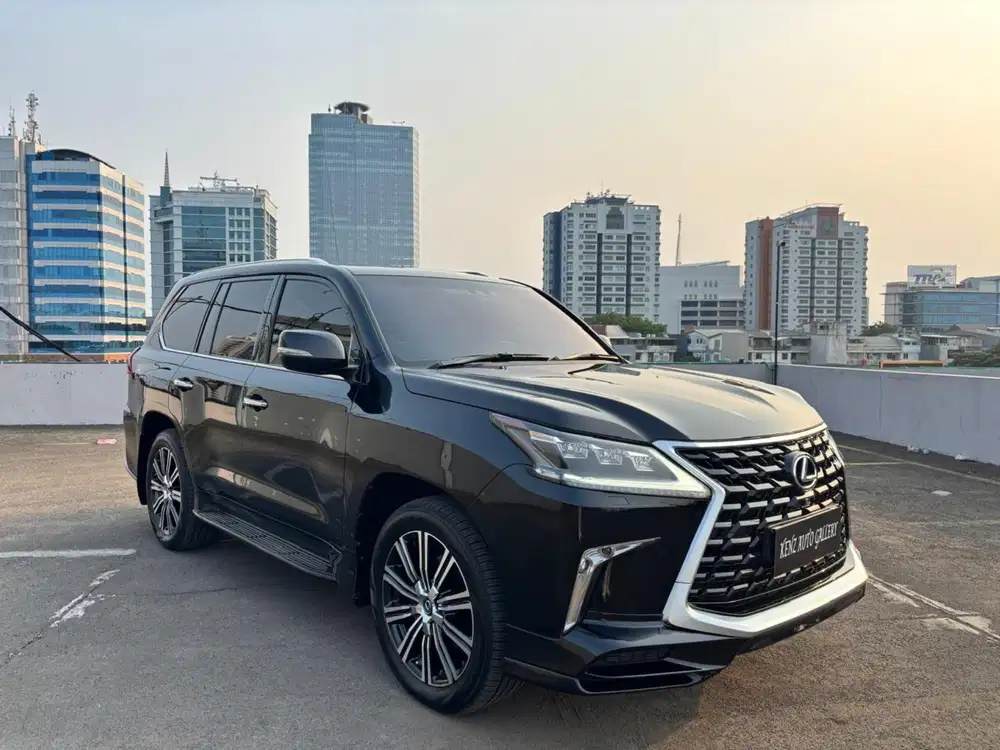 Lexus LX570 5.7L  2018

NIK 2018
Black on Black Interior
ODO