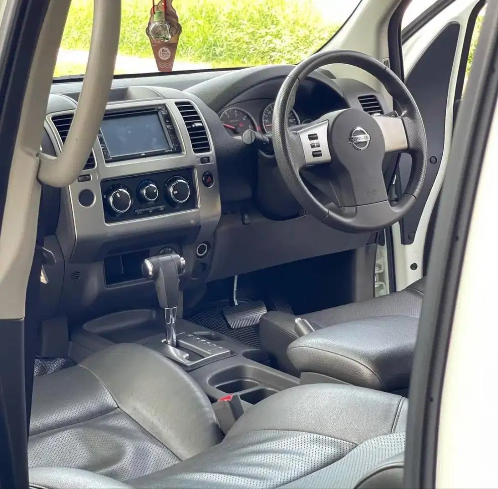 Nissan navara 2014